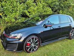 Schwarz Gebraucht 2015 VW Golf VII GTI Limousine | 16.750 € (Fairer Preis)