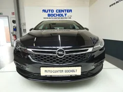 Blau Gebraucht 2018 Opel Astra Ultimate Limousine | 14.900 € (Guter Preis)