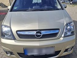 Gold Gebraucht 2009 Opel Meriva Van / Kleinbus | 3.900 €