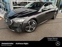 Lack obsidianschwarz Gebraucht 2024 Mercedes E300 Avantgarde Limousine | 49.470 € (Fairer Preis)
