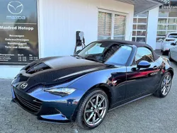 Deep crystal blue Gebraucht 2023 Mazda MX5 Kazari Cabrio | 33.285 € (Etwas zu teuer)