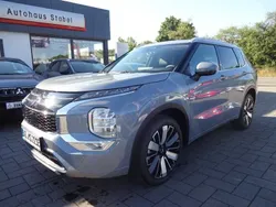 Grau Neu 2025 Mitsubishi Outlander P-HEV Top SUV | 54.490 € (Fairer Preis)