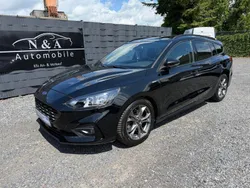 Schwarz Gebraucht 2018 Ford Focus ST-Line Kombi | 10.900 € (Guter Preis)