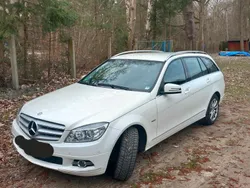 Weiß Gebraucht 2010 Mercedes C180 Avantgarde Kombi | 8.500 € (Fairer Preis)