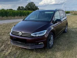 Violett Gebraucht 2019 VW Touran IQ Drive Van / Kleinbus | 25.000 € (Etwas zu teuer)