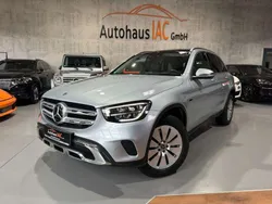 Hightechsilber metallic Gebraucht 2020 Mercedes GLC300 SUV | 34.900 € (Guter Preis)