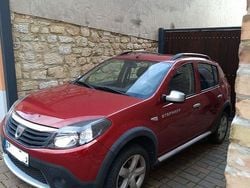 Rot Gebraucht 2012 Dacia Sandero Stepway Kleinwagen | 3.000 € (Superpreis)