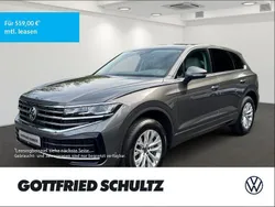 Grau Gebraucht 2024 VW Touareg Elegance SUV | 55.980 € (Guter Preis)