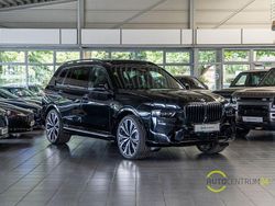 Black sapphire metallic Gebraucht 2025 BMW X7 M Sport SUV | 122.990 €