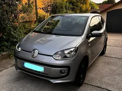 Silber Gebraucht 2015 VW up! Kleinwagen | 5.900 € (Fairer Preis)