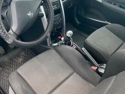 Grau Gebraucht 2009 Peugeot 207 CC Cabrio | 3.900 €