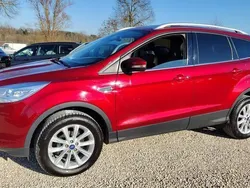 Rot Gebraucht 2016 Ford Kuga Titanium SUV | 11.662 € (Etwas zu teuer)