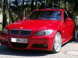 Rot Gebraucht 2006 BMW 330 M Sport Limousine | 16.750 €
