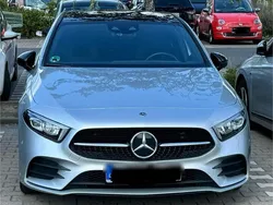 Silber Gebraucht 2021 Mercedes A180 AMG line Limousine | 24.900 € (Guter Preis)