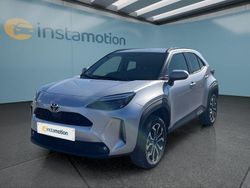 Silber Neu 2025 Toyota Yaris Cross SUV | 27.599 € (Guter Preis)