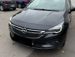 Schwarz Gebraucht 2018 Opel Astra Edition Kombi | 10.500 € (Fairer Preis)