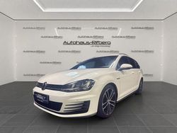 Weiß Gebraucht 2015 VW Golf VII Design Kombi | 11.890 € (Fairer Preis)