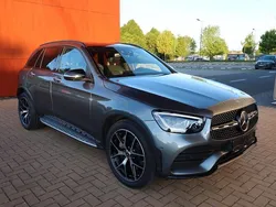 Grau Gebraucht 2020 Mercedes GLC300 SUV | 38.999 € (Teuer)