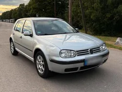Grau Gebraucht 2003 VW Golf IV Kleinwagen | 1.990 € (Fairer Preis)