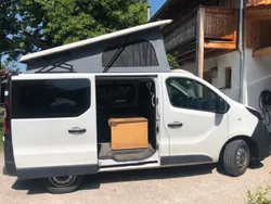 Weiß Gebraucht 2018 Opel Vivaro Van | 26.500 €