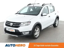 Weiß Gebraucht 2015 Dacia Sandero Prestige Kleinwagen | 8.150 € (Fairer Preis)