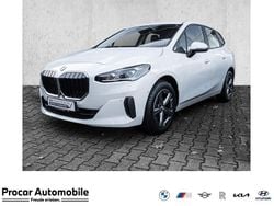 Weiß Gebraucht 2022 BMW 218 Sport Line Van / Kleinbus | 26.490 € (Fairer Preis)