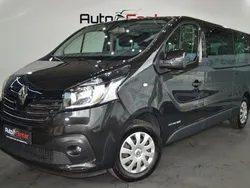 Schwarz Gebraucht 2017 Renault Trafic Expression Van | 23.990 € (Teuer)
