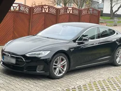 Schwarz Gebraucht 2015 Tesla Model S Limousine | 26.999 € (Guter Preis)