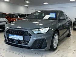 Hellgrau Gebraucht 2024 Audi A1 S-Line Kleinwagen | 29.900 € (Guter Preis)