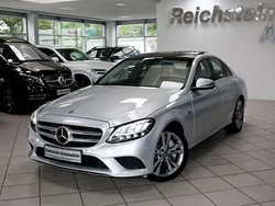 Silber Gebraucht 2018 Mercedes C300e Limousine | 32.500 € (Etwas zu teuer)