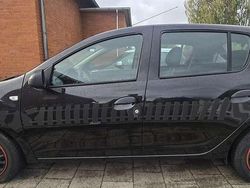 Schwarz Gebraucht 2017 Dacia Sandero Stepway Kleinwagen | 8.000 € (Fairer Preis)