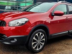 Alizarin crimson Gebraucht 2012 Nissan Qashqai I-Way SUV | 6.390 € (Fairer Preis)
