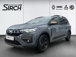 Grau Gebraucht 2024 Dacia Jogger Extreme Van / Kleinbus | 20.990 € (Fairer Preis)