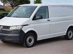 Candyweiß Gebraucht 2021 VW T6.1 Van | 23.800 €