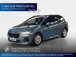 Sparkling kupfergrau metallic Gebraucht 2024 BMW 220 M Sport Van / Kleinbus | 34.948 € (Fairer Preis)