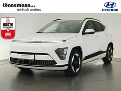 Weiss Gebraucht 2024 Hyundai Kona Prime SUV | 33.924 € (Fairer Preis)