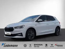 Moonweiss Gebraucht 2024 Skoda Fabia Drive Kleinwagen | 23.258 € (Fairer Preis)