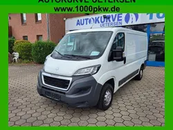 Weiß Gebraucht 2016 Peugeot Boxer Van | 11.900 € (Guter Preis)