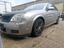 Grau Gebraucht 2002 Opel Vectra GTS Limousine | 2.999 € (Fairer Preis)