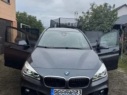 Grau Gebraucht 2016 BMW 220 Gran Tourer M Sport Van / Kleinbus | 13.900 € (Superpreis)