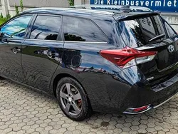 Schwarz Gebraucht 2015 Toyota Auris Touring Sports Executive Kombi | 10.000 € (Guter Preis)