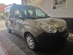 Grau Gebraucht 2018 Opel Combo Selection Van / Kleinbus | 8.790 € (Fairer Preis)