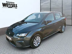 Grau Gebraucht 2023 Seat Ibiza Style Limousine | 15.990 € (Fairer Preis)