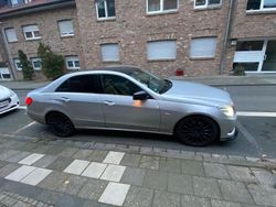 Silber Gebraucht 2009 Mercedes E350 Limousine | 12.750 € (Etwas zu teuer)