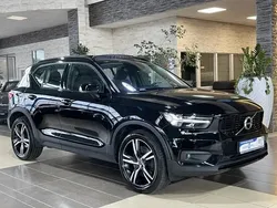 Schwarz black solid stone / solid Gebraucht 2020 Volvo XC40 R-Design SUV | 25.800 € (Superpreis)