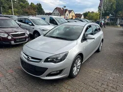 Silber Gebraucht 2013 Opel Astra Active Kombi | 3.900 € (Fairer Preis)