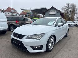 Weiß Gebraucht 2014 Seat Leon FR Limousine | 6.490 € (Guter Preis)