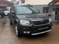 Schwarz Gebraucht 2016 Skoda Yeti SUV | 13.380 € (Fairer Preis)
