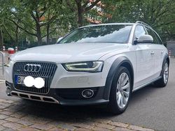 Weiß Gebraucht 2012 Audi A4 Allroad Kombi | 12.000 € (Fairer Preis)
