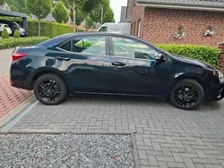 Blau Gebraucht 2015 Toyota Corolla Limousine | 11.300 € (Fairer Preis)